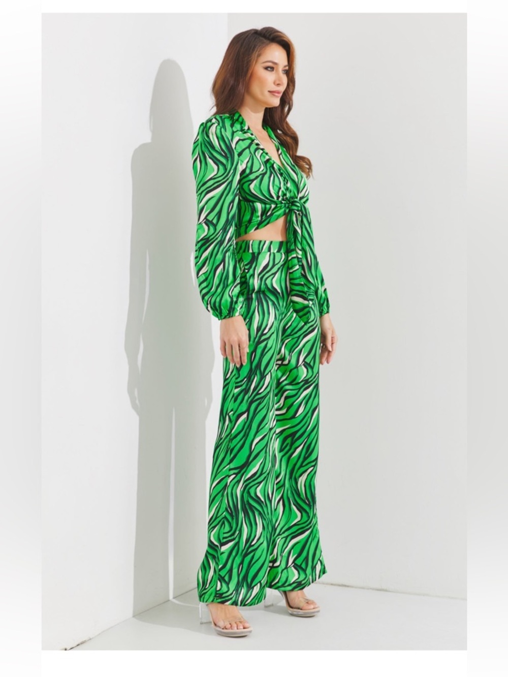 Green Zebra Print Tie Front Top & Wide Leg Pants Set Size M NWT